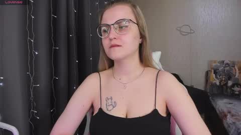 Eva online show from April 22, 3:30 pm