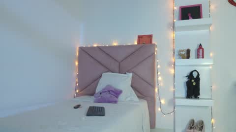 Eva Sin online show from April 30, 11:09 pm