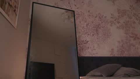 Hello Im Eva online show from July 21, 1:13 pm