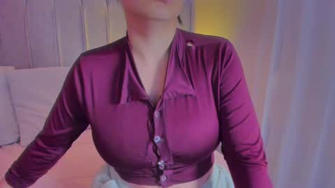 julieth online show from April 28, 7:51 pm