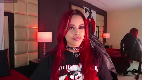 Snapshot of evaafoxxy_ chatting on February 18, 11:55 am evaafoxxy_ online show from February 18, 11:55 am