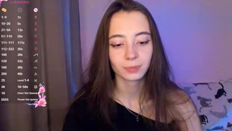 evabradly online show from November 27, 7:10 pm