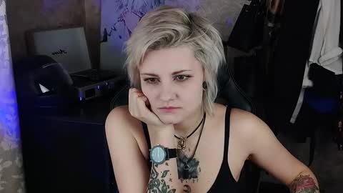 Eva Brownie online show from March 5, 12:11 pm