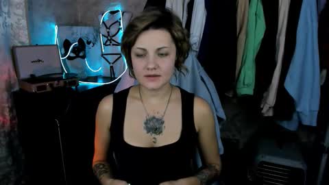 Eva Brownie online show from September 18, 6:34 pm