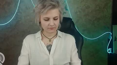 Eva Brownie online show from January 27, 5:04 pm