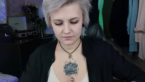 Eva Brownie online show from January 31, 3:33 pm