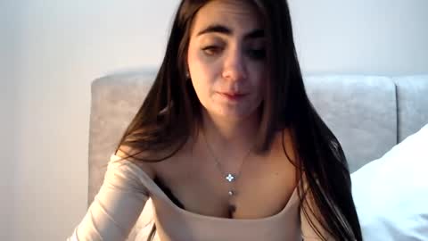 evacollins12 online show from July 29, 12:54 am