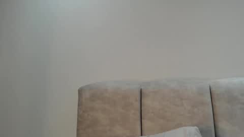 evacollins12 online show from September 22, 1:42 am