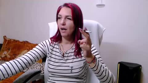 EvadesireONE online show from March 9, 8:19 am