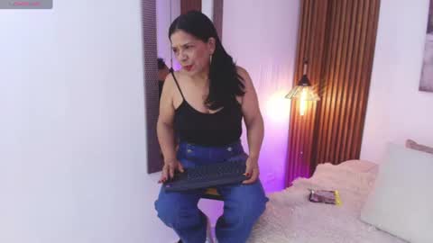 EVA GODDESS  online show from July 11, 9:07 pm
