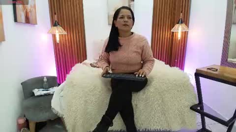 EVA GODDESS  online show from June 30, 7:56 pm