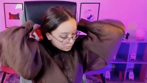 Eva online show from March 19, 4:12 pm