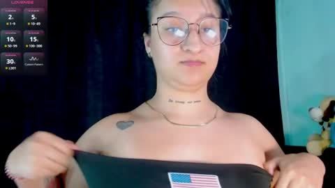 Evah Lee online show from July 2, 4:17 am