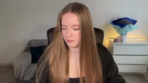 Eva online show from May 1, 6:51 am