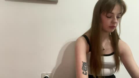 evakapnist online show from March 8, 9:08 pm