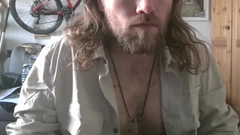 Han online show from March 13, 11:46 am