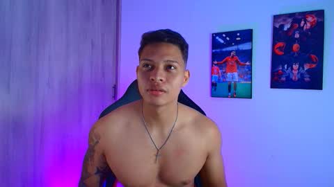 Snapshot of evan_greey chatting on September 22, 5:55 am EVAN GREY online show from September 22, 5:55 am