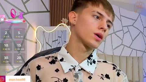 evan_tay online show from April 26, 3:15 am