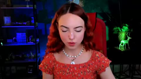 Eva  online show from May 7, 9:43 pm