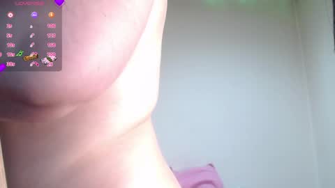 evangeline_lover online show from April 29, 5:30 pm