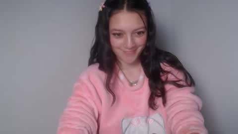 evangeline_petite online show from September 13, 3:20 am