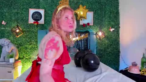  Evangelyne  online show from January 31, 8:28 pm