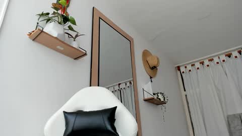 Snapshot of evans_king chatting on October 1, 2:16 pm Evan online show from October 1, 2:16 pm