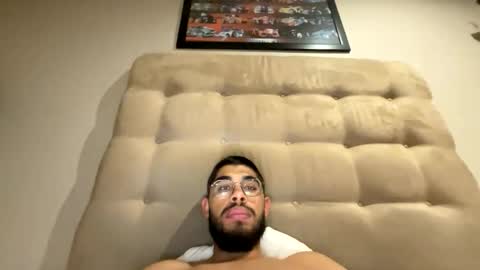 evansjacob online show from February 1, 11:24 pm