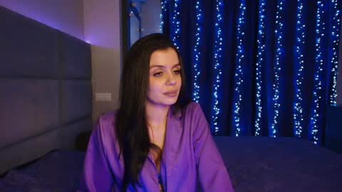 Eva online show from December 30, 8:25 pm