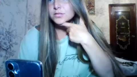 evasapples2026 online show from July 24, 8:50 pm