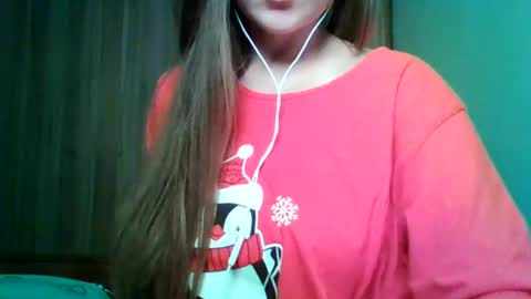 evasapples2026 online show from June 7, 8:03 pm