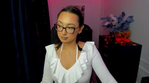 evasarazardje online show from October 21, 5:12 am