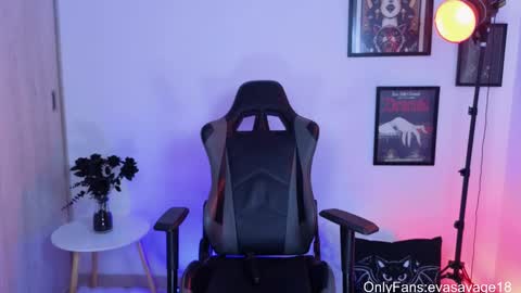 EVA SAVAGEIm recovering from surgery. Ill see you in a couple of weeks. online show from September 29, 9:25 pm