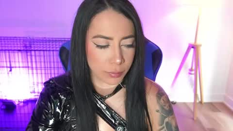 EVA SAVAGEIm recovering from surgery. Ill see you in a couple of weeks. online show from June 21, 5:41 pm
