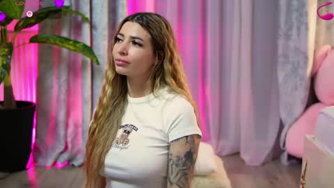 Eva online show from April 23, 10:44 pm