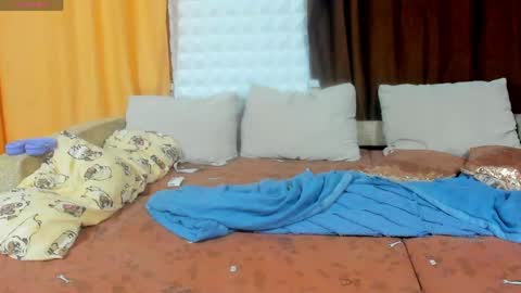 Eva online show from May 2, 4:40 am
