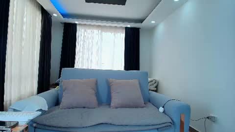  EVA LUNA online show from June 25, 3:39 pm