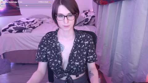 Vivi online show from February 21, 2:17 am