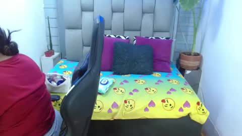 evelin zaens online show from July 21, 3:30 am