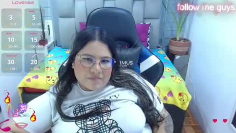 evelin zaens online show from July 11, 9:34 am