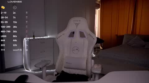 Evelina online show from July 12, 12:08 pm