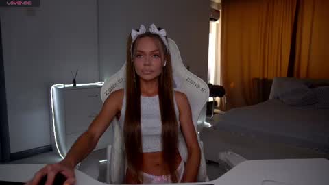 Evelina online show from July 28, 12:34 pm