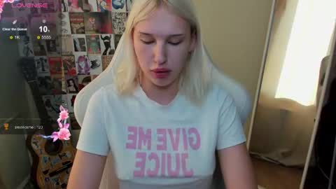 Evelina online show from June 23, 1:13 am