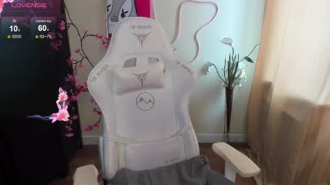 Evelina online show from June 27, 5:35 am