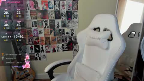 Evelina online show from June 20, 1:23 am