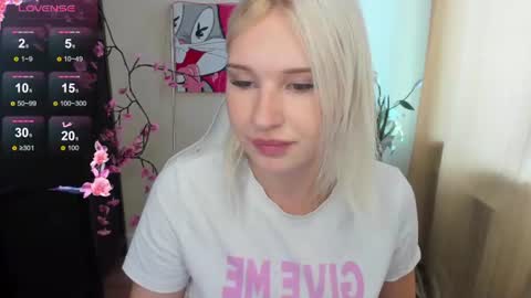 Evelina online show from June 26, 5:24 am