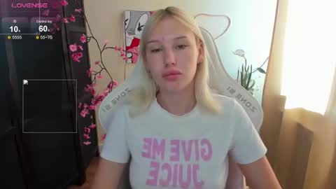 Evelina online show from July 1, 1:25 am