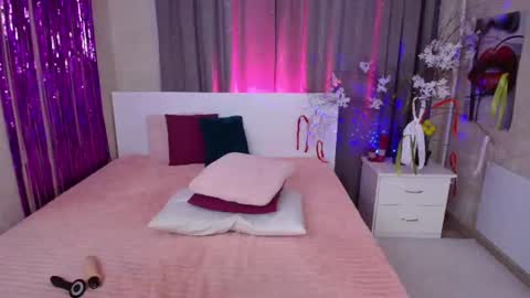 Evelin online show from August 3, 9:04 am