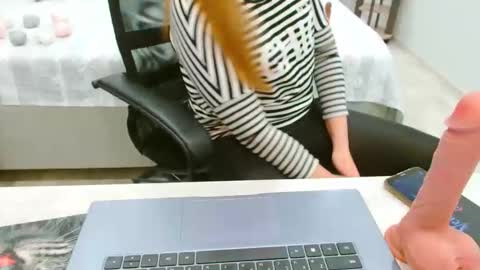 evelove online show from May 2, 5:52 pm