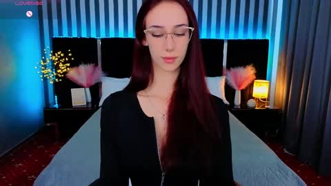 evelyn rush1 online show from May 1, 2:33 pm